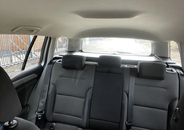 Volkswagen Golf cena 32595 przebieg: 237100, rok produkcji 2015 z Głuszyca małe 46
